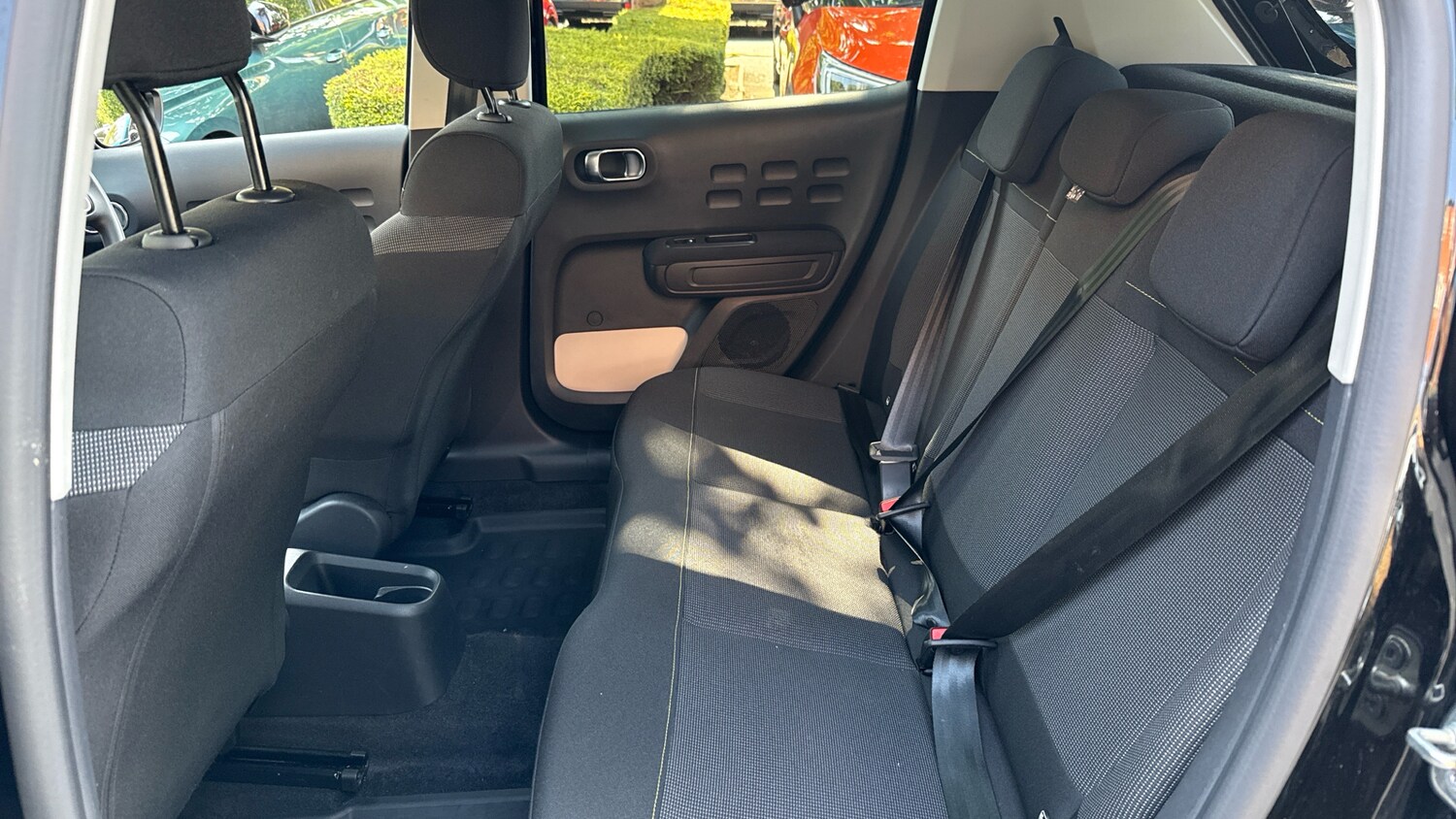 Vehicle 33