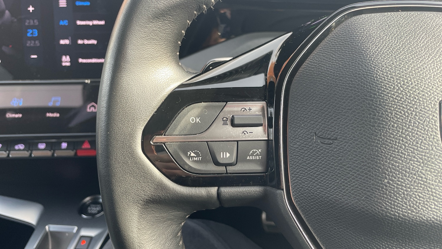 Used Peugeot 308 SW 2022 for sale - 77388293: Photo 23