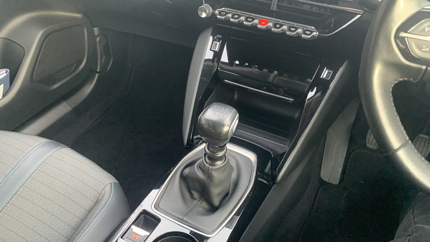 Used Peugeot 2008 2021 for sale - 77388319: Photo 20