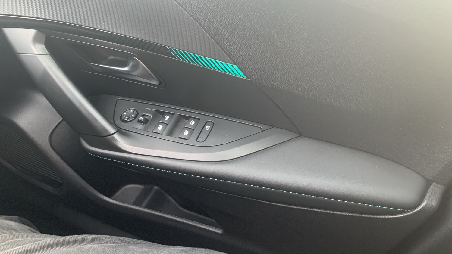 Used Peugeot 2008 2021 for sale - 77388319: Photo 22