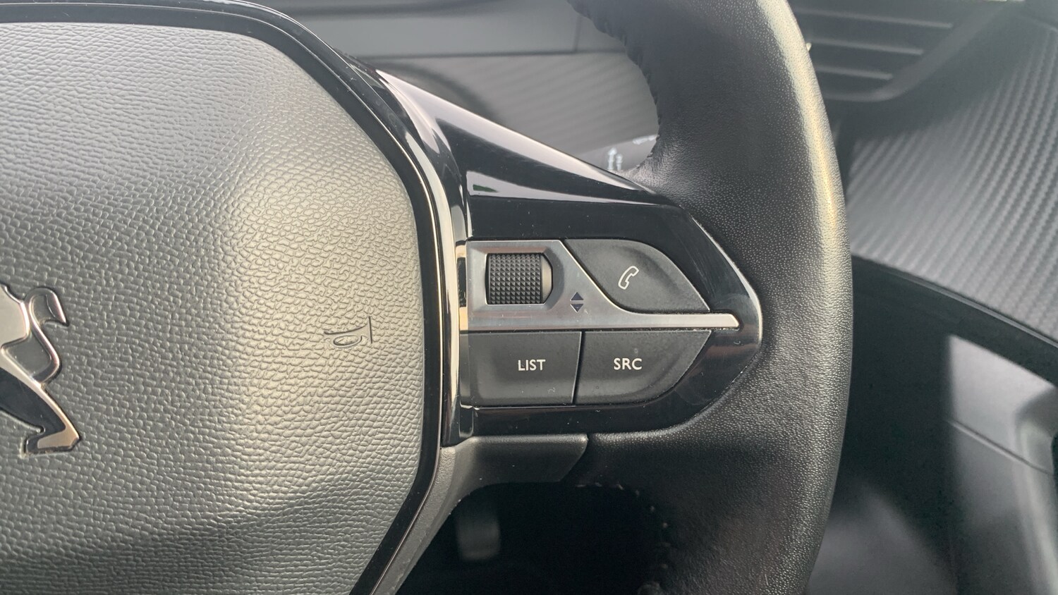 Used Peugeot 2008 2021 for sale - 77388319: Photo 24