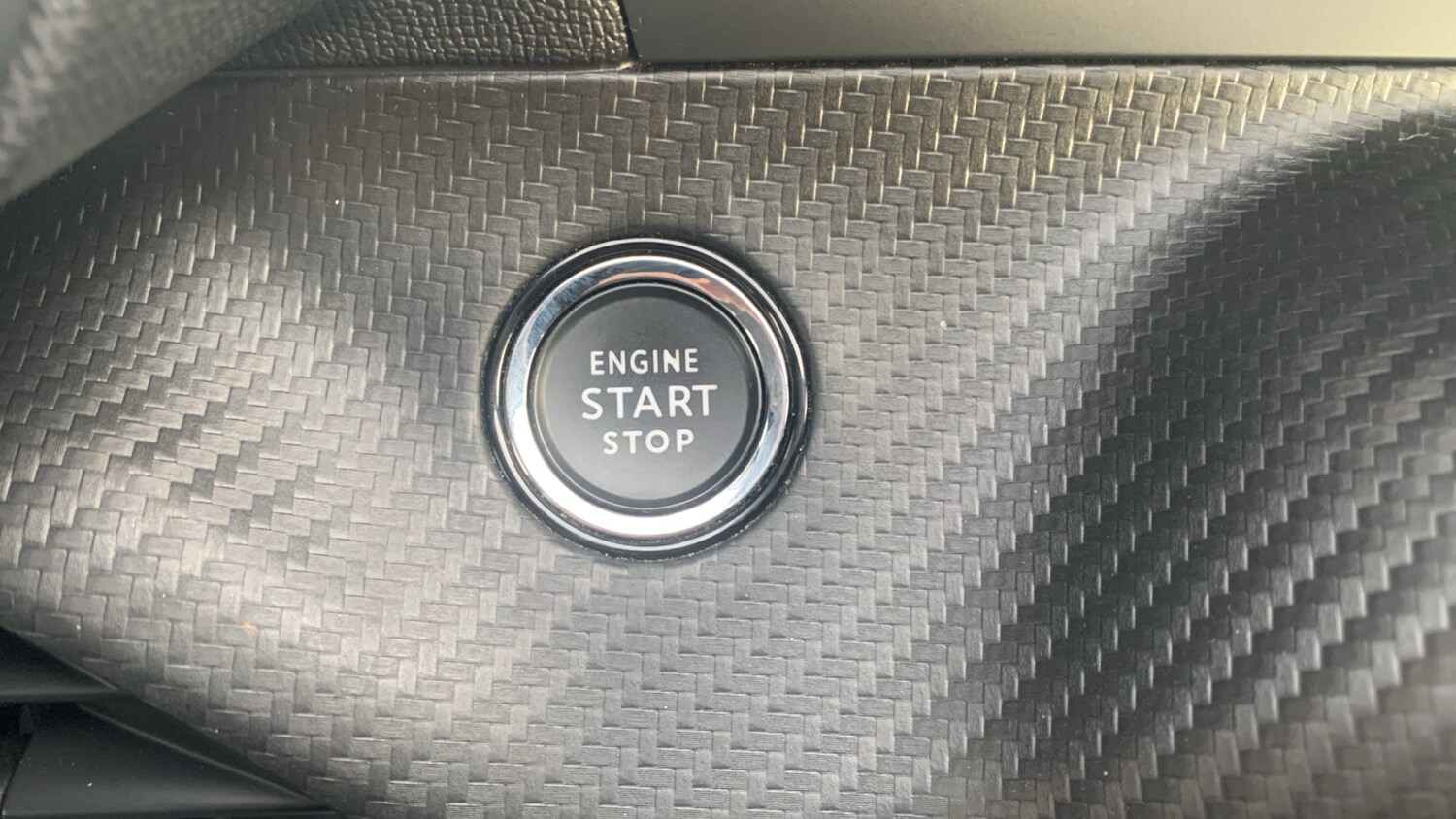 Used Peugeot 2008 2021 for sale - 77388319: Photo 32