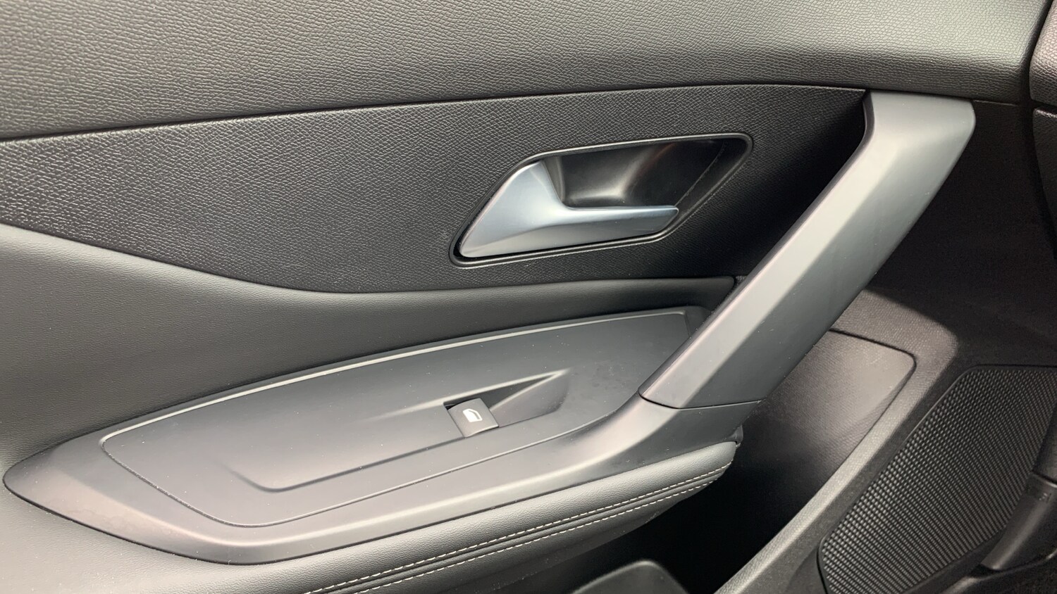 Used Peugeot 308 SW 2024 for sale - 76154030: Photo 38