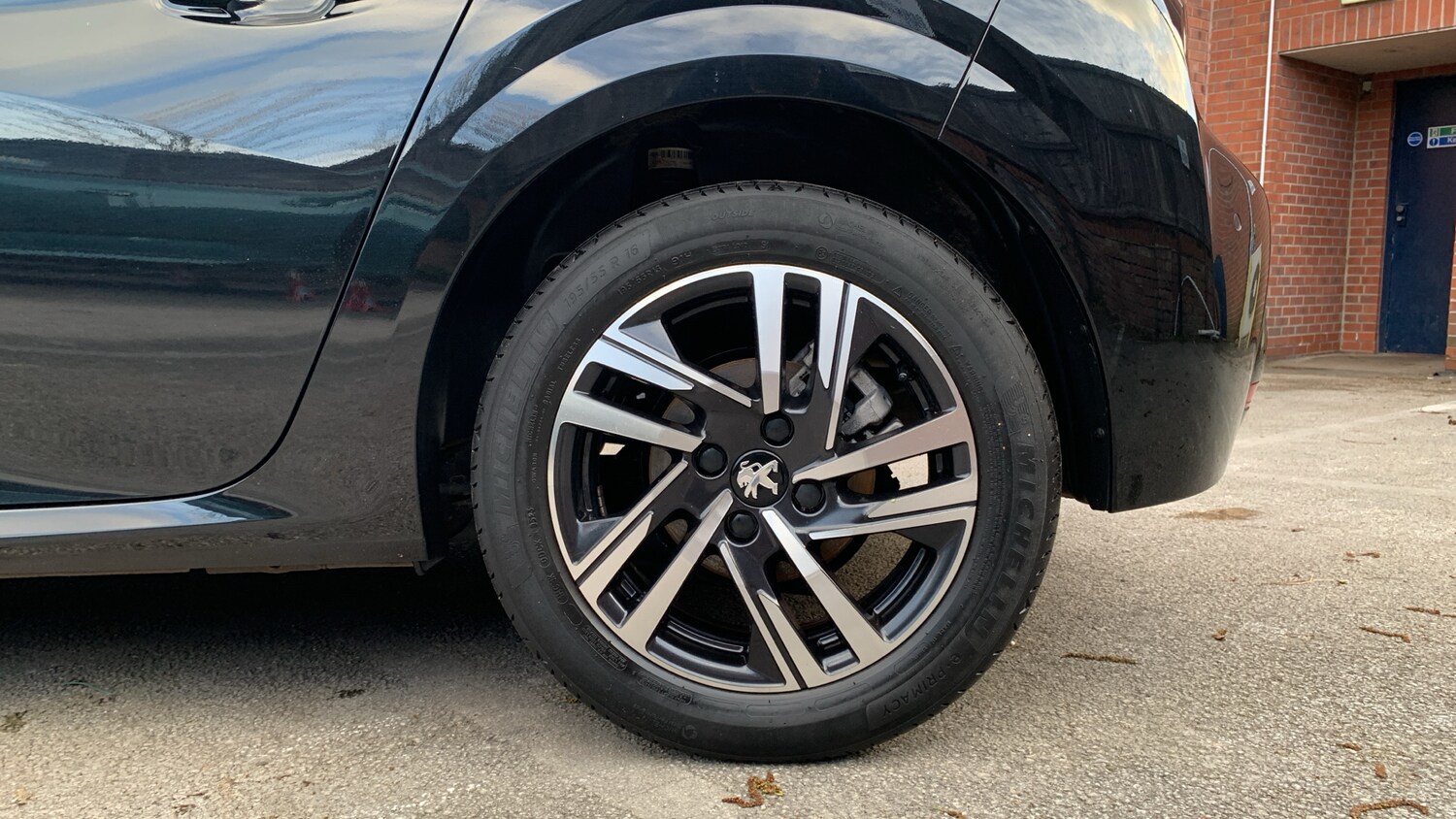 Used Peugeot 208 2023 for sale - 77941392: Photo 15