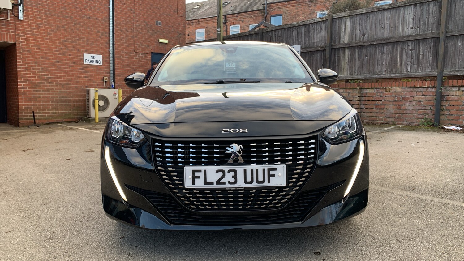 Used Peugeot 208 2023 for sale - 77941392: Photo 8