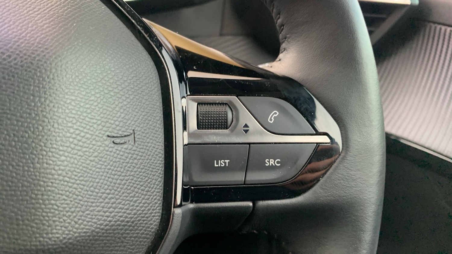 Used Peugeot 208 2021 for sale - 76574464: Photo 24