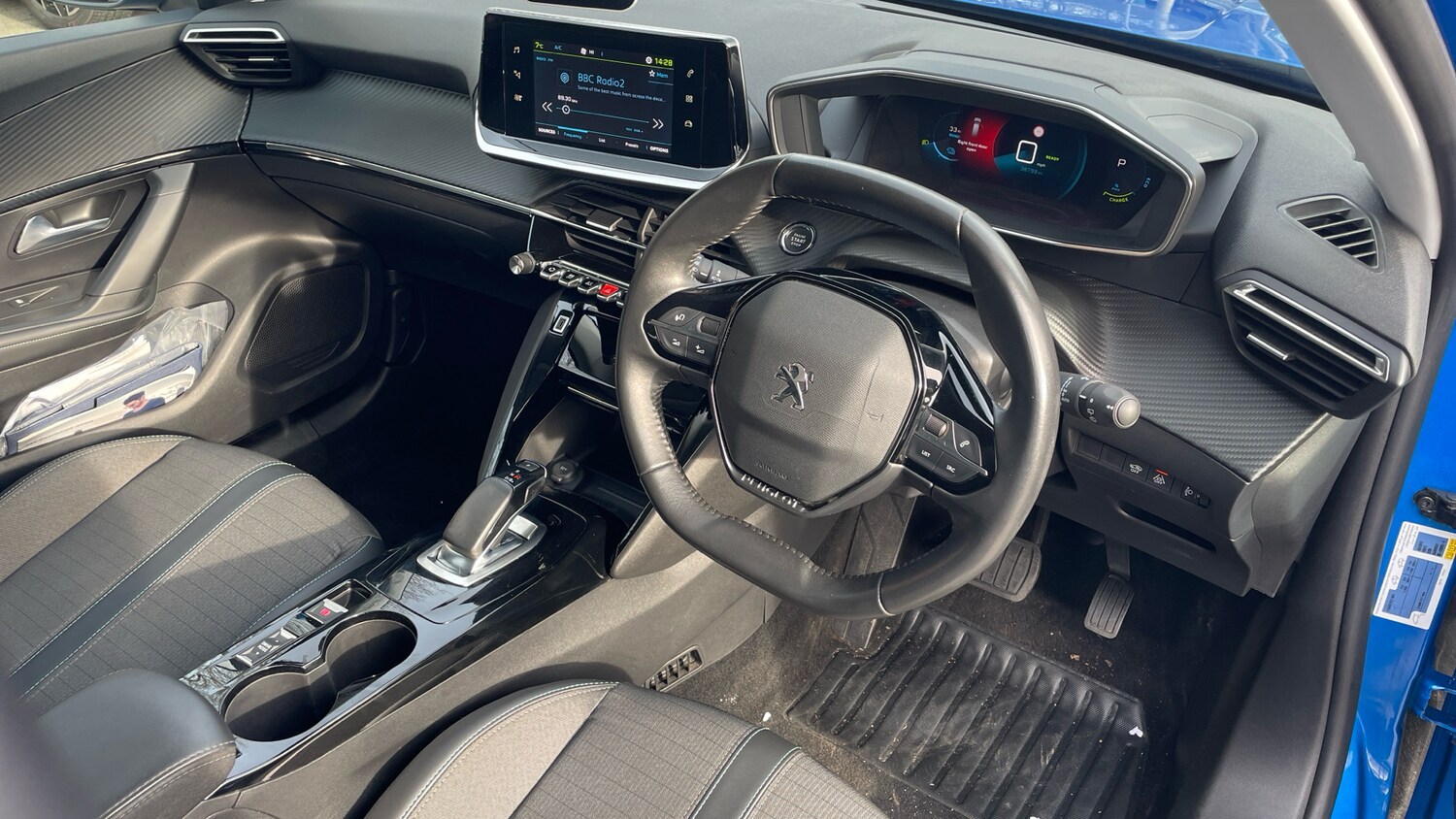 Used Peugeot 2008 2021 for sale - 77599602: Photo 11