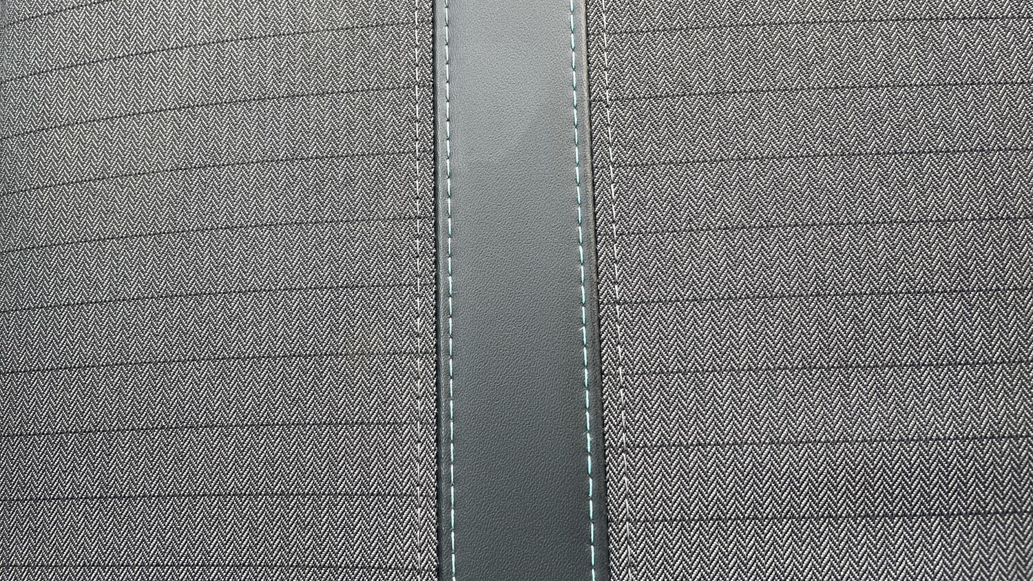 Used Peugeot 2008 2021 for sale - 77599602: Photo 37