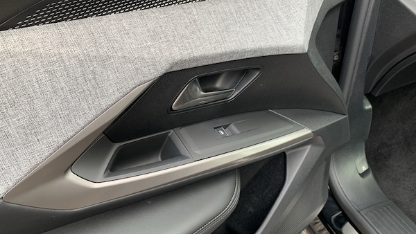 Used Peugeot 3008 2024 for sale - 76327713: Photo 41