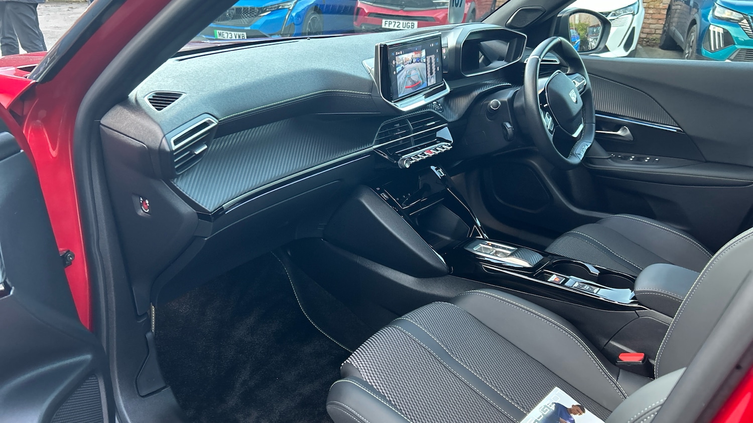 Used Peugeot 2008 2024 for sale - 76914374: Photo 12