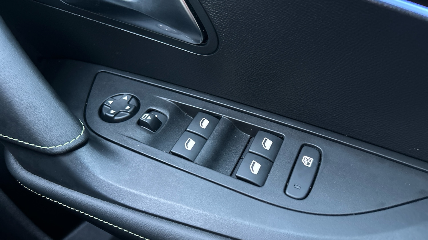 Used Peugeot 2008 2024 for sale - 76914374: Photo 22