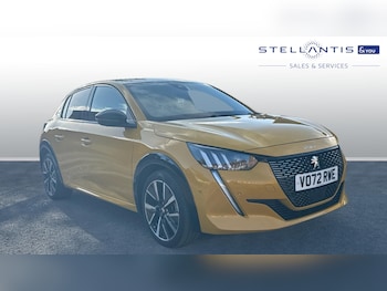 Peugeot - 208