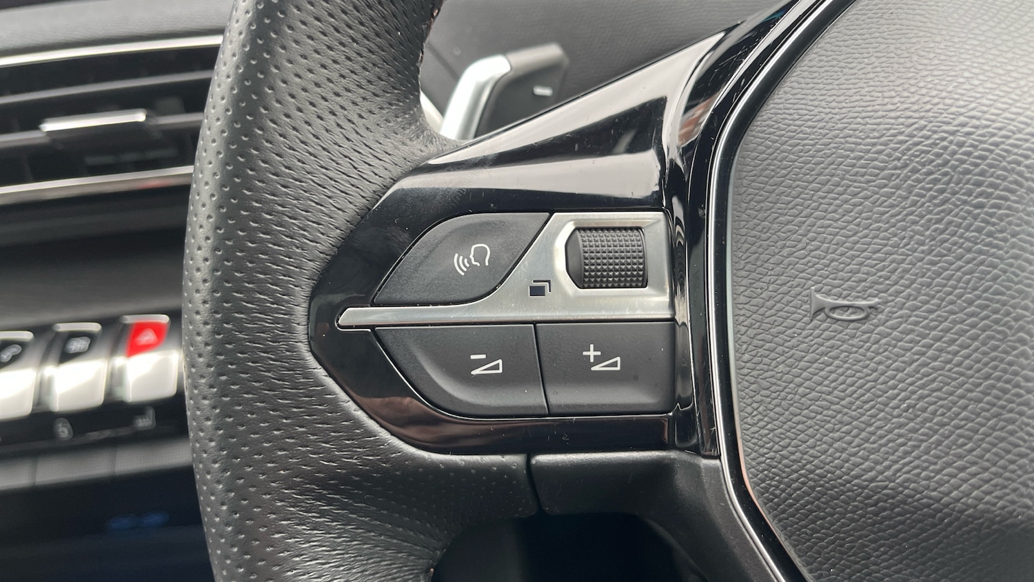 Used Peugeot 3008 2020 for sale - 77659662: Photo 23