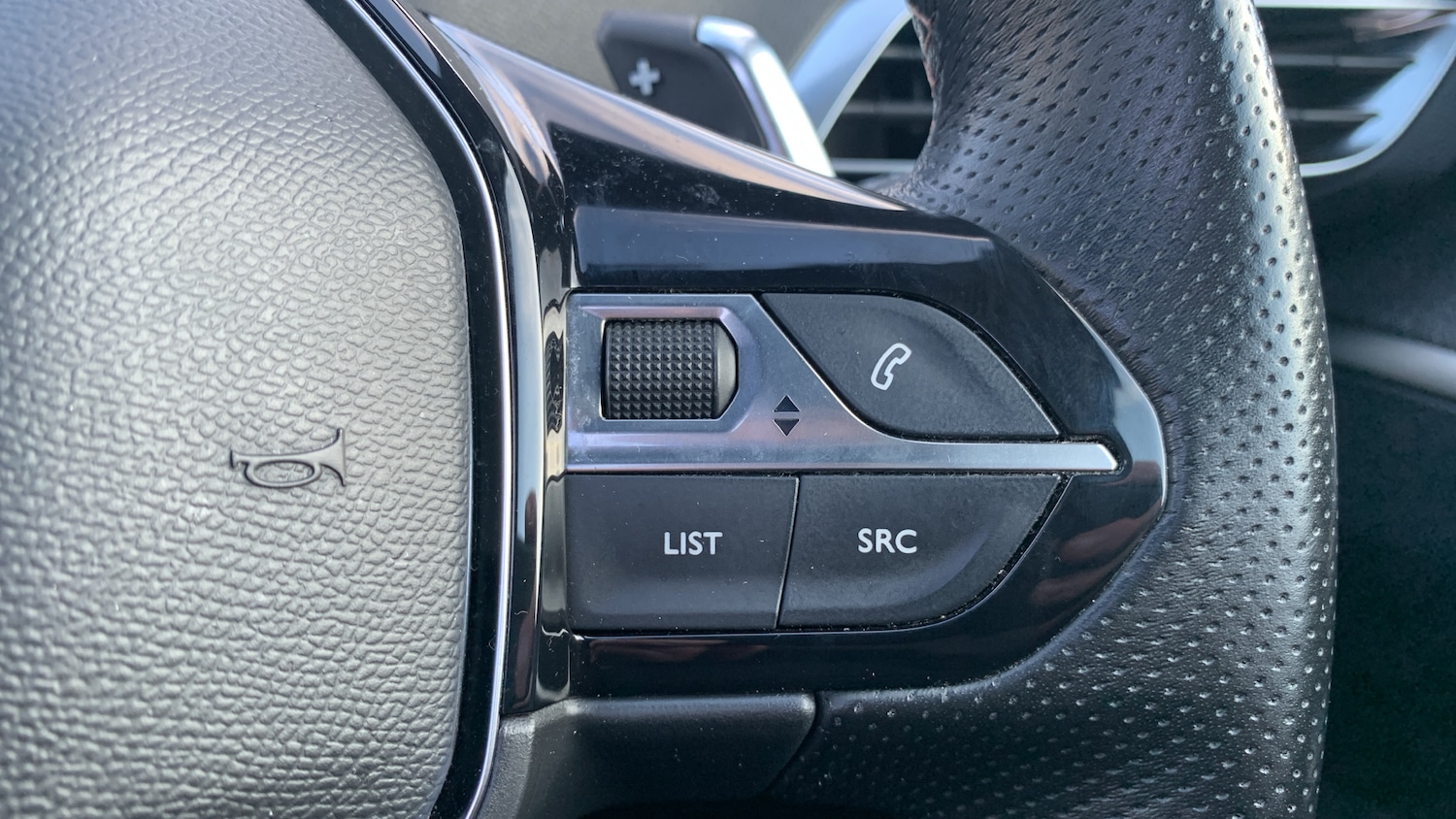 Used Peugeot 3008 2020 for sale - 77239215: Photo 25