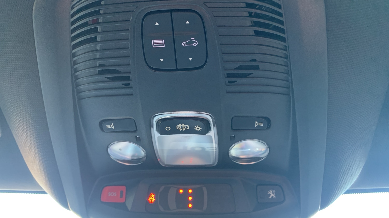 Used Peugeot 3008 2020 for sale - 77239215: Photo 34