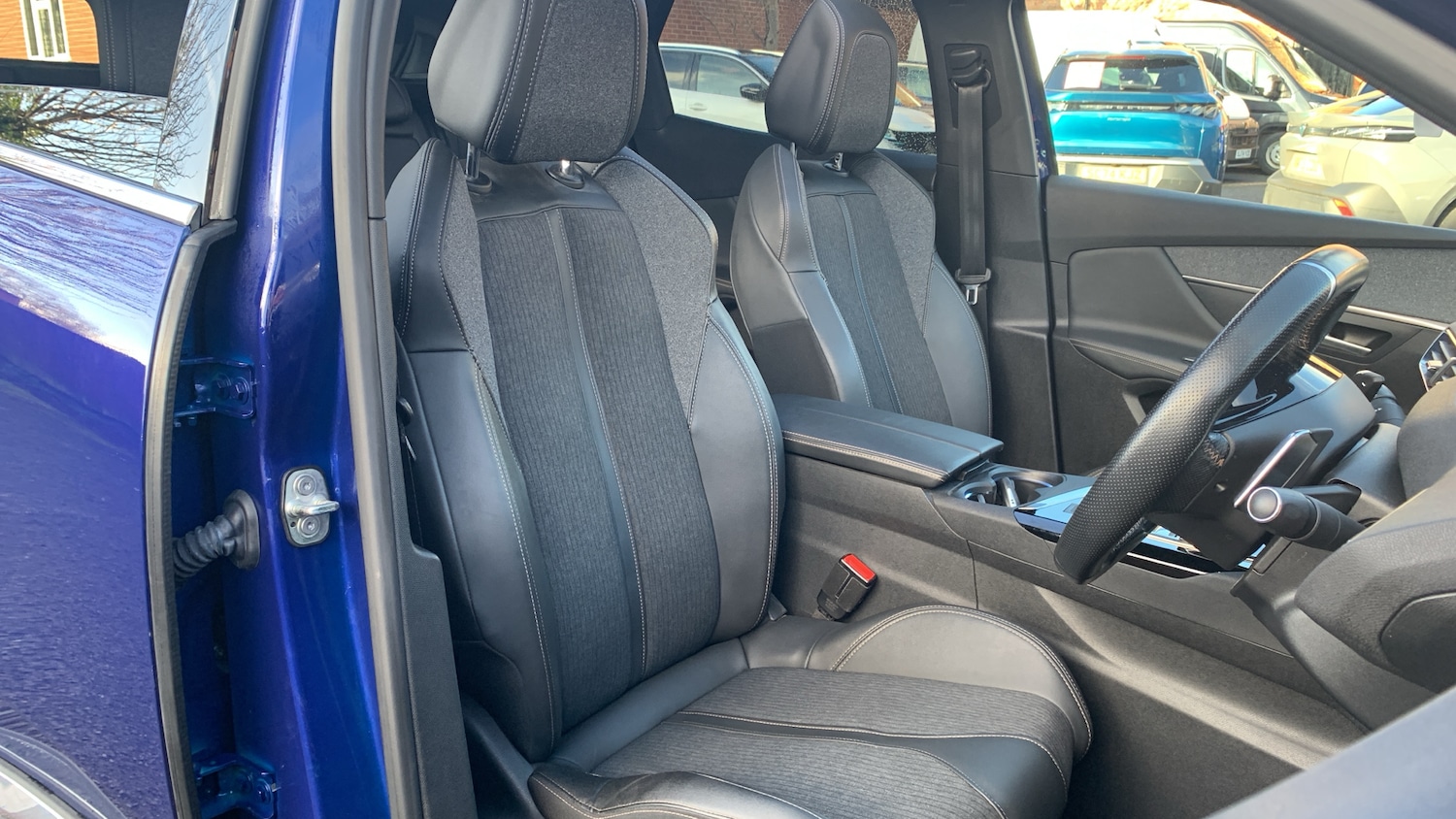 Used Peugeot 3008 2020 for sale - 77239215: Photo 37