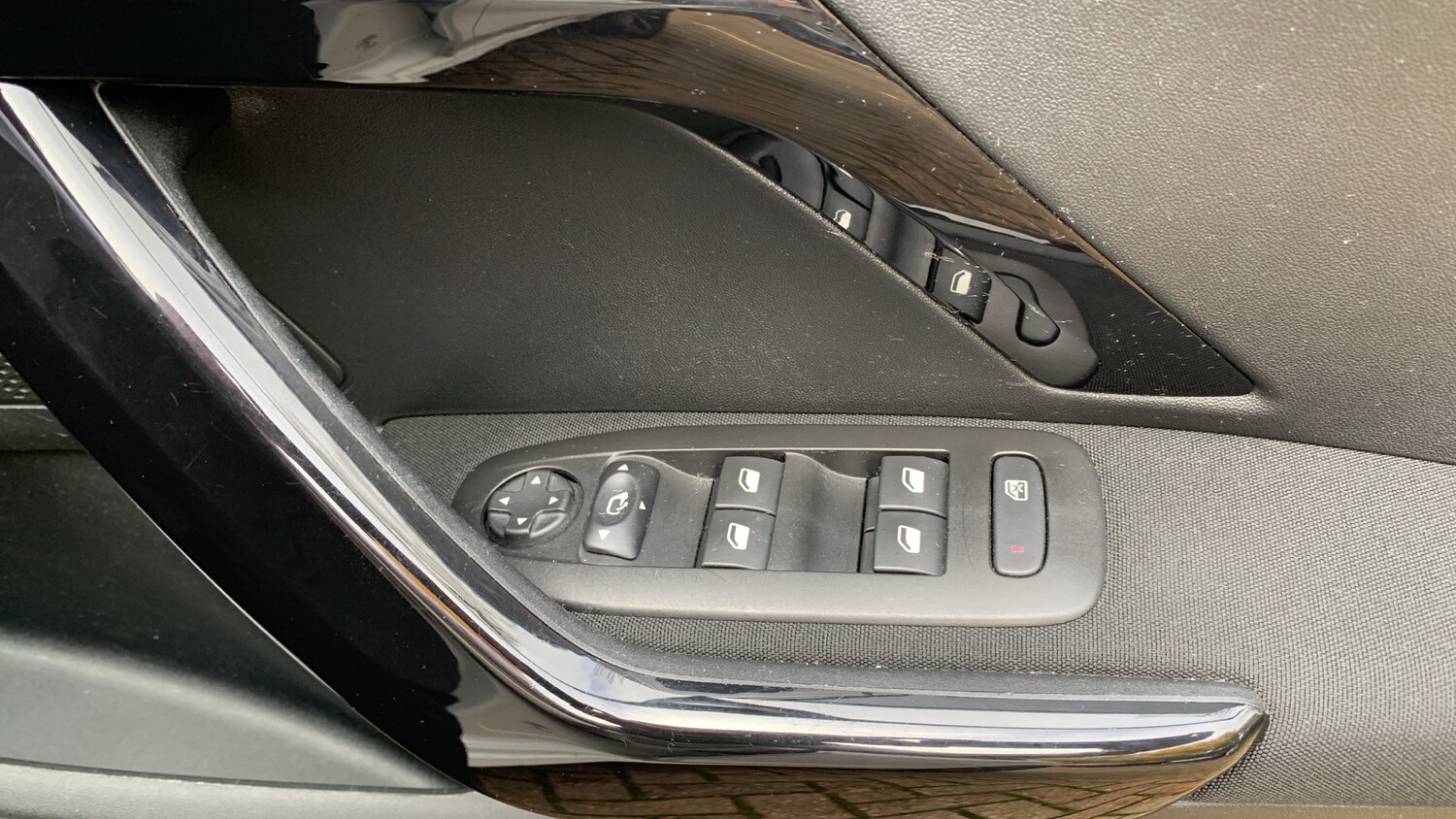 Used Peugeot 208 2019 for sale - 76296653: Photo 22