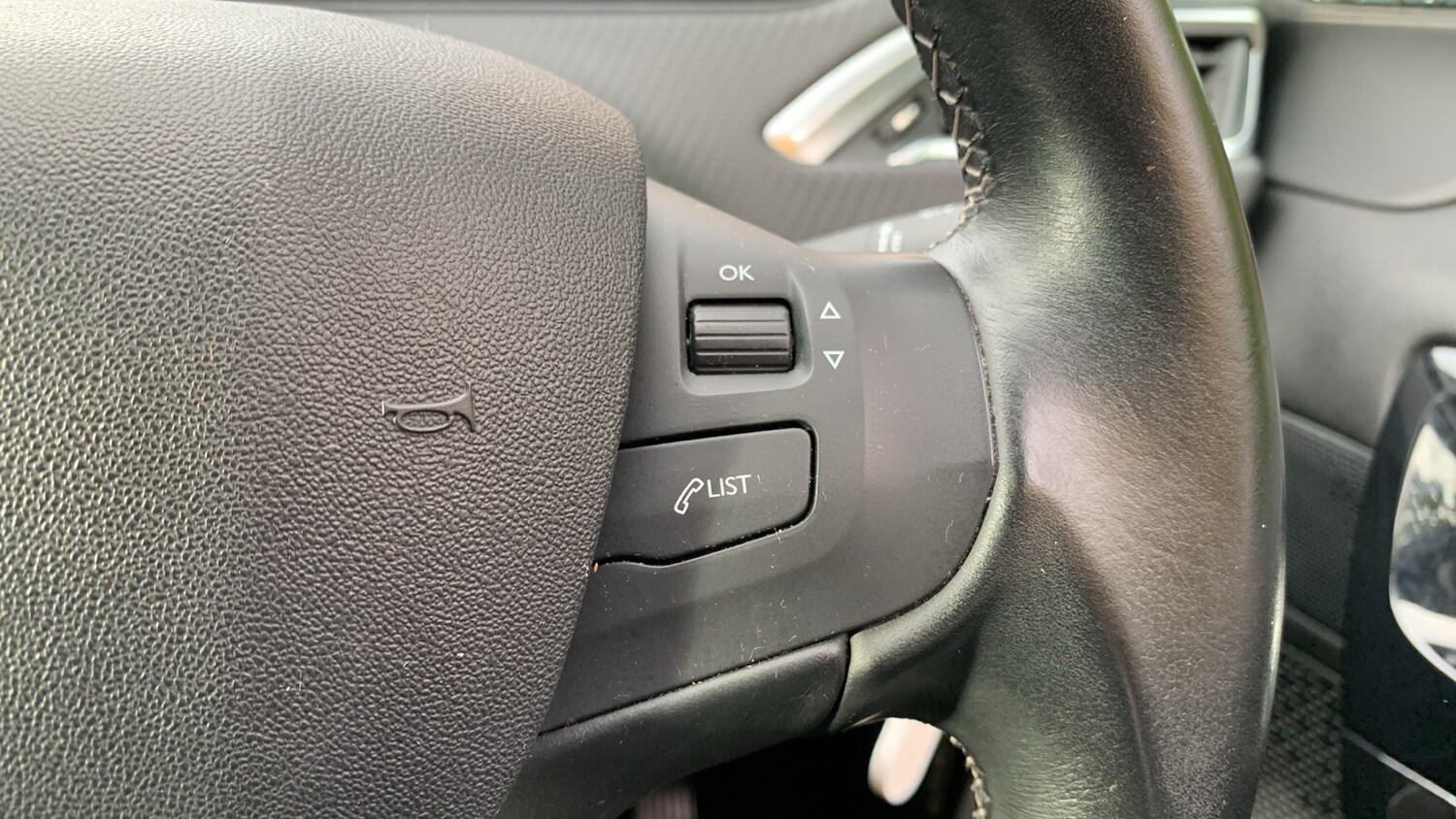 Used Peugeot 208 2019 for sale - 76296653: Photo 24