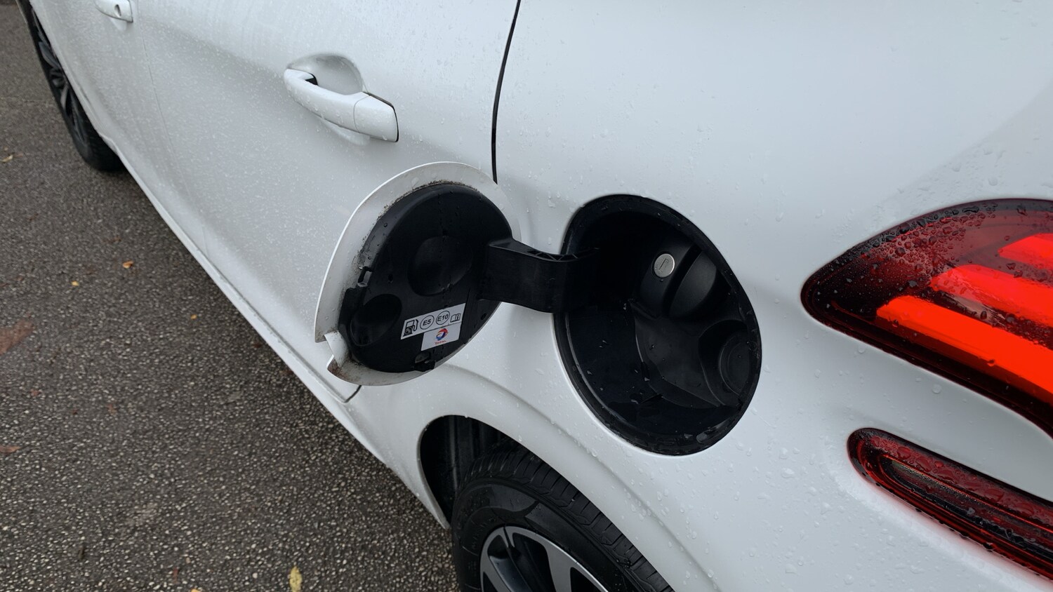 Used Peugeot 208 2019 for sale - 76296653: Photo 49