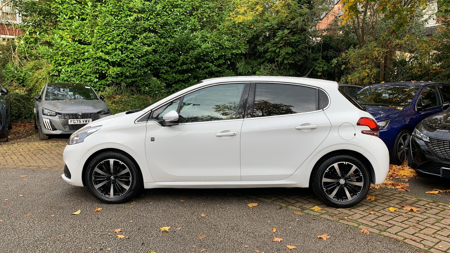 Used Peugeot 208 2019 for sale - 76296653: Photo 6