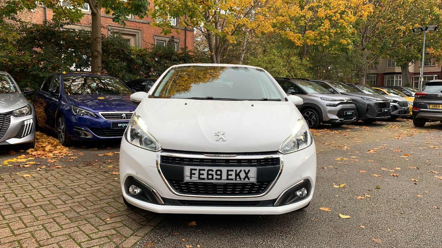 Used Peugeot 208 2019 for sale - 76296653: Photo 8