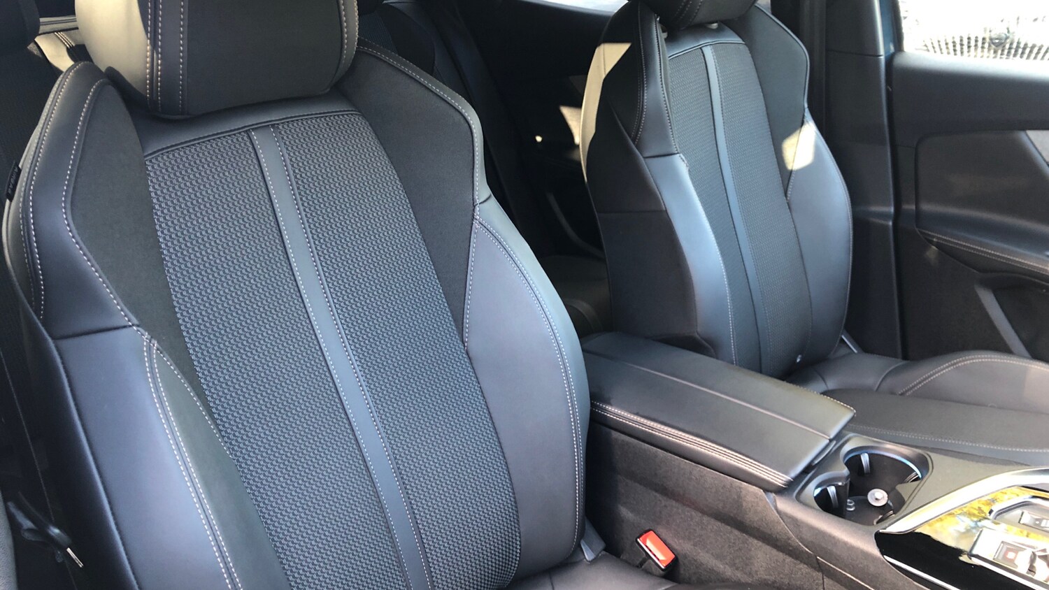 Used Peugeot 3008 2022 for sale - 77599558: Photo 41