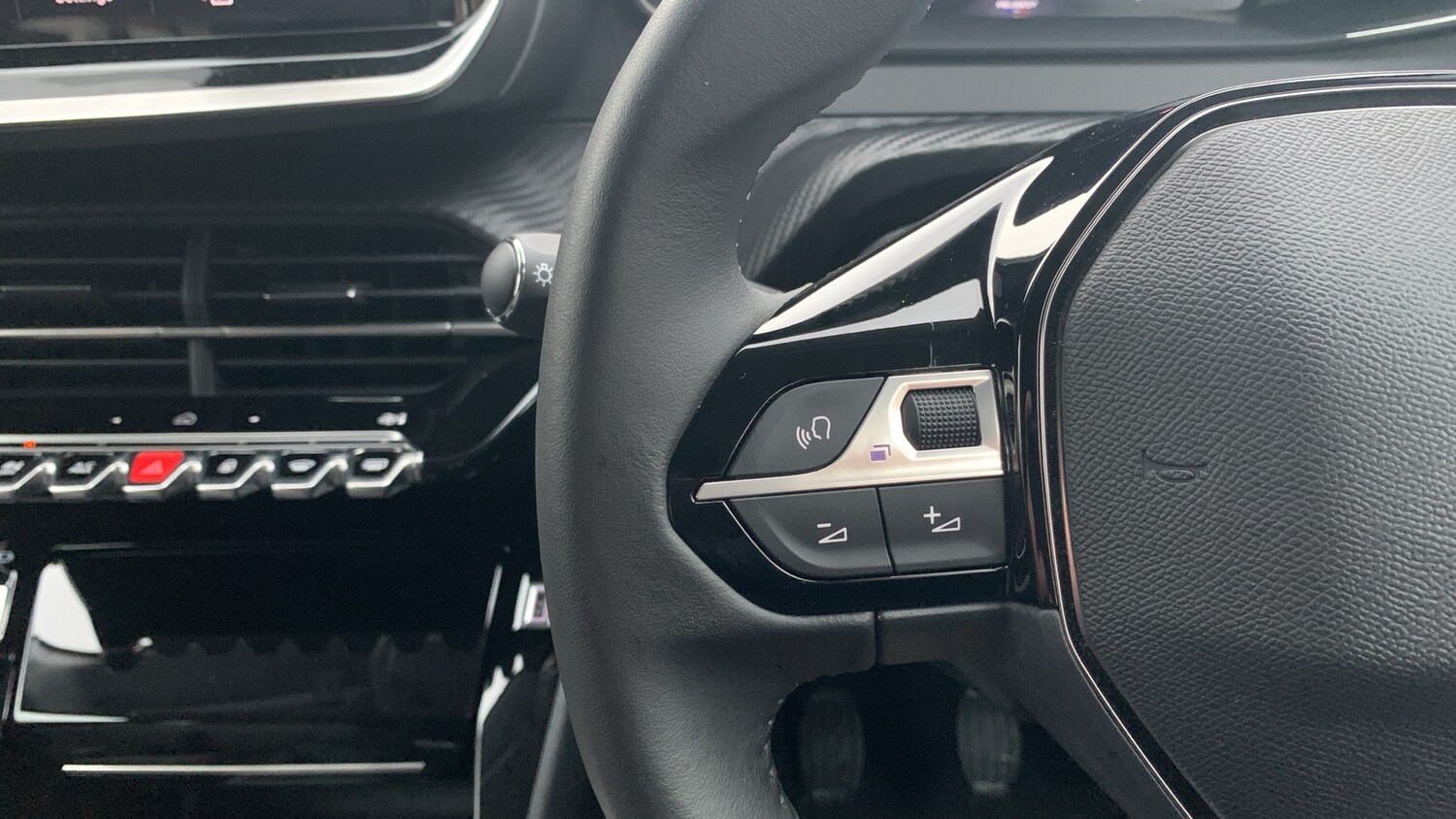 Used Peugeot 208 2024 for sale - 76574279: Photo 23