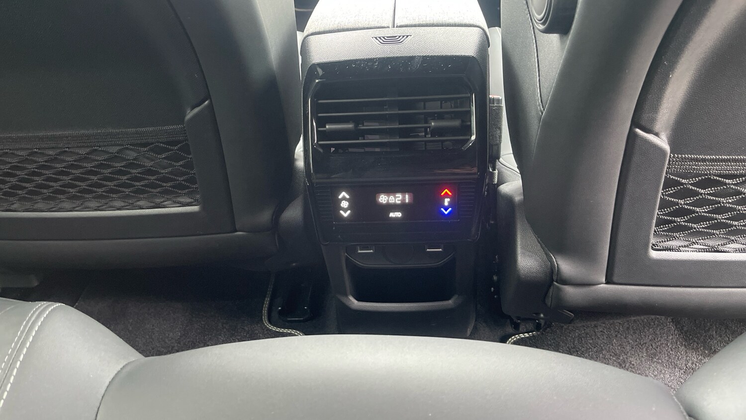 Used Peugeot 5008 2025 for sale - 77599620: Photo 41