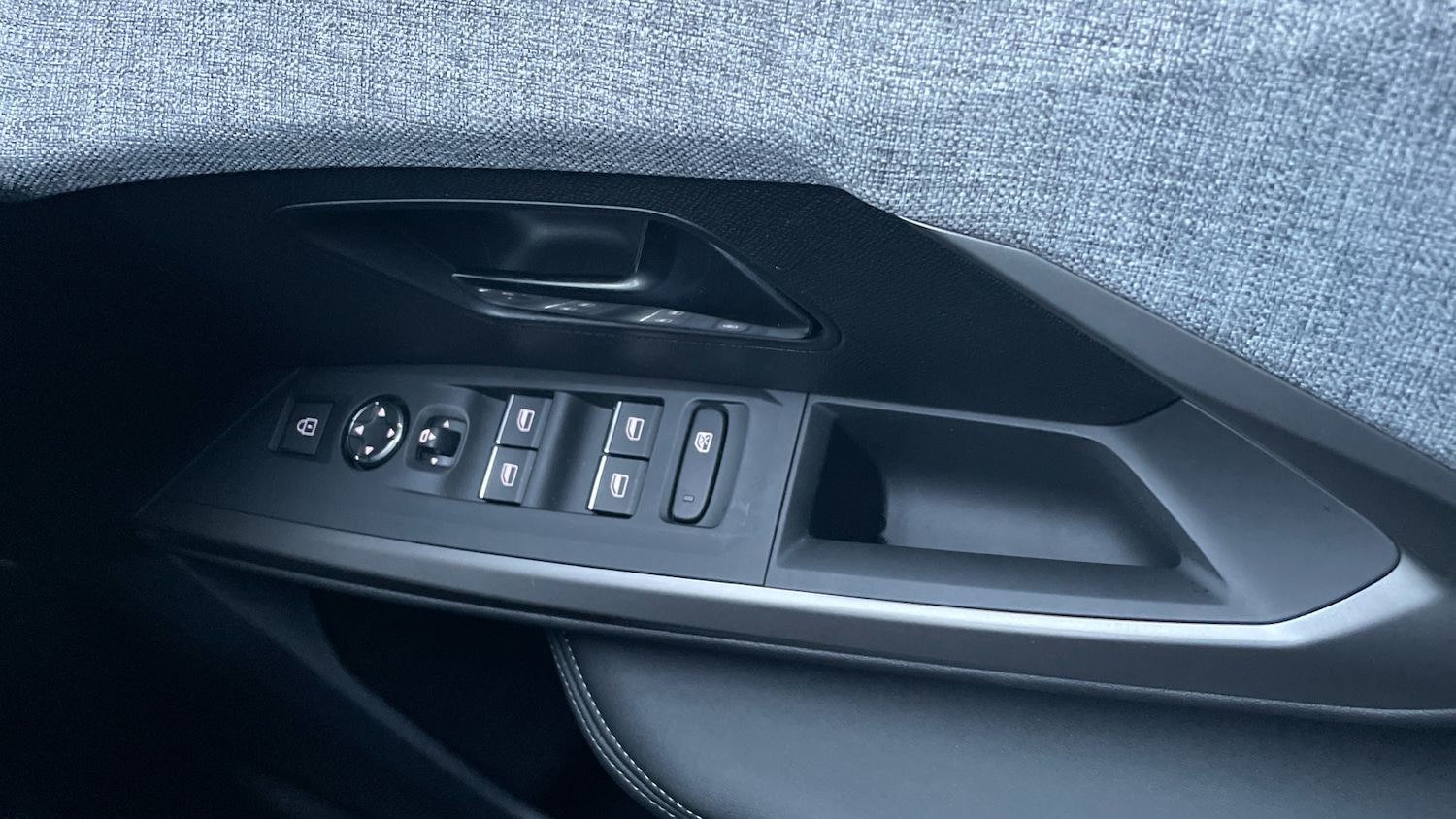 Used Peugeot 3008 2025 for sale - 76977308: Photo 22