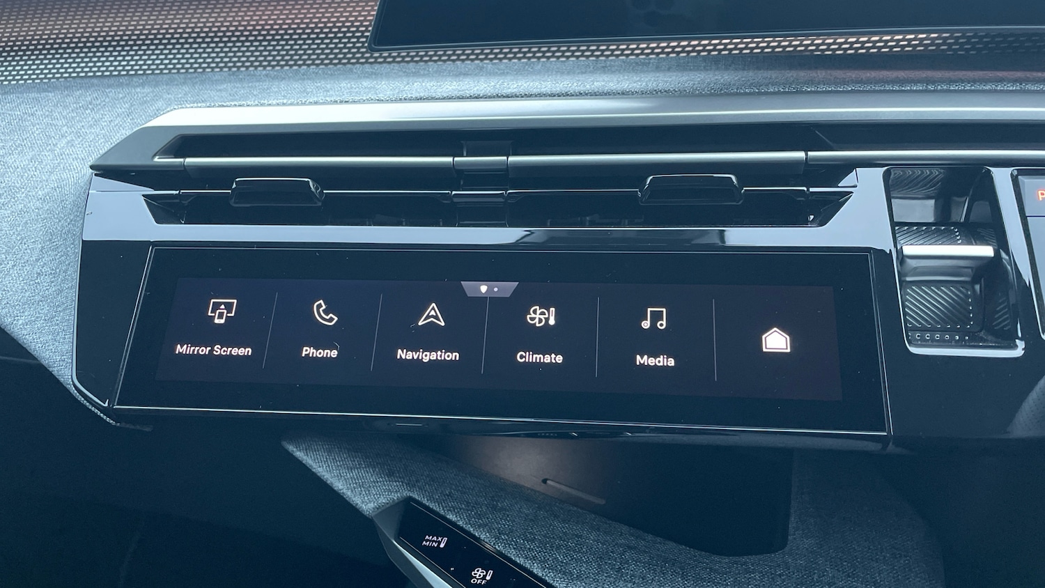 Used Peugeot 3008 2025 for sale - 76977308: Photo 29