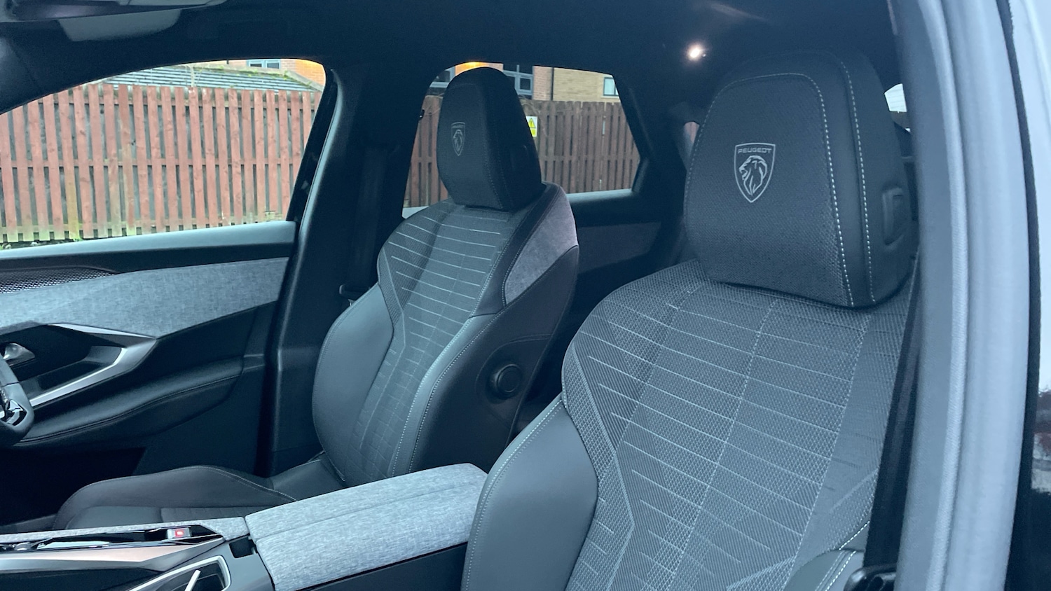 Used Peugeot 3008 2025 for sale - 76977308: Photo 37