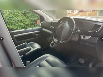 Used Peugeot Traveller 2019 for sale - 75647830: Photo