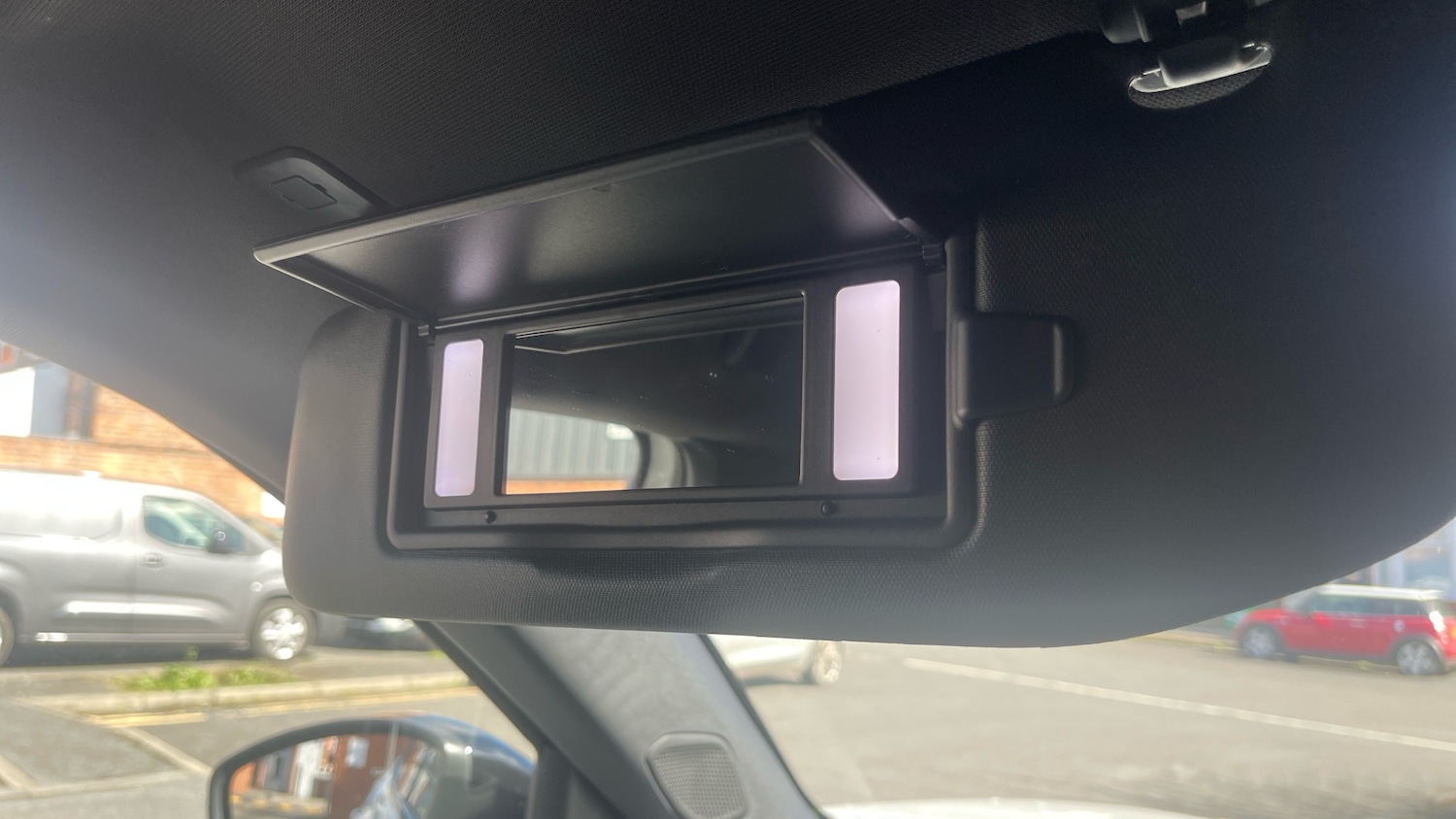 Used Peugeot 2008 2021 for sale - 78035679: Photo 32