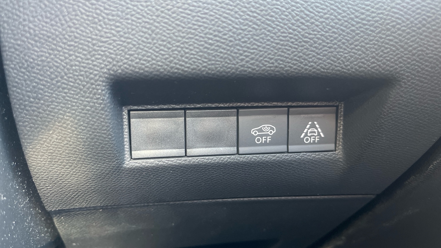 Used Peugeot 2008 2021 for sale - 78035679: Photo 33