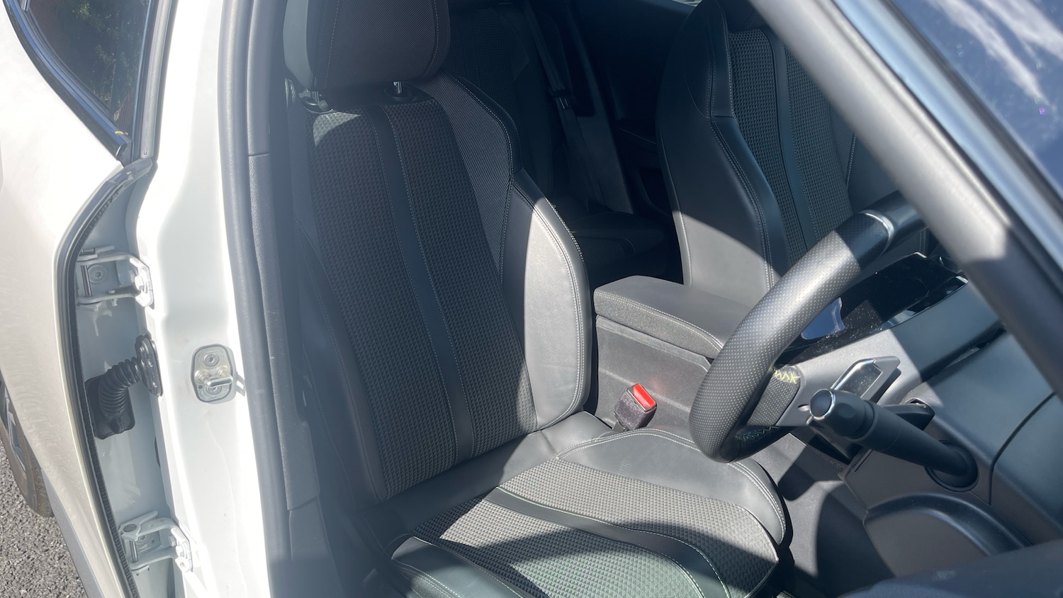 Used Peugeot 2008 2021 for sale - 78035679: Photo 37