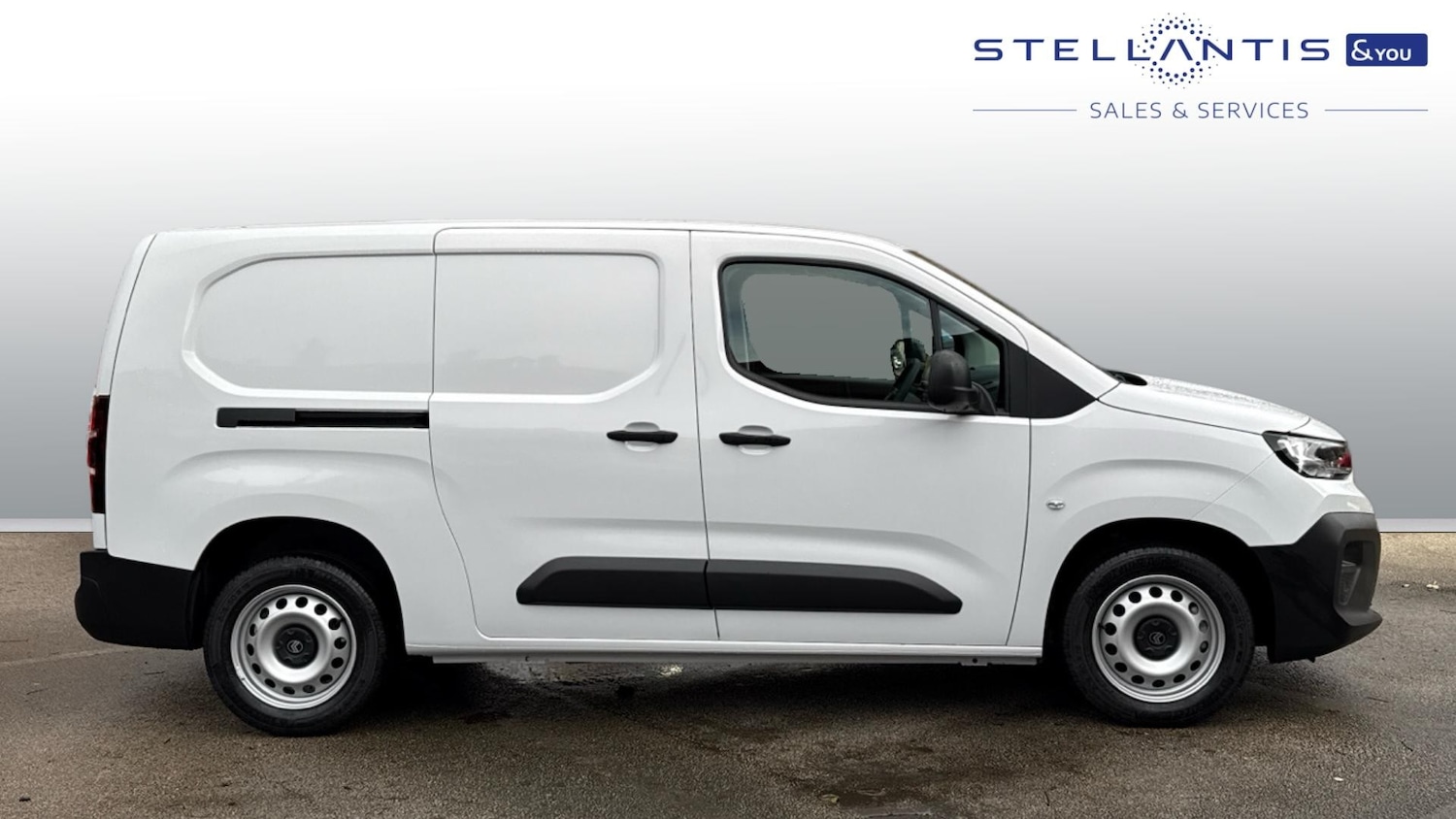 Used Citroen Berlingo 2024 for sale - 76887937: Photo 2