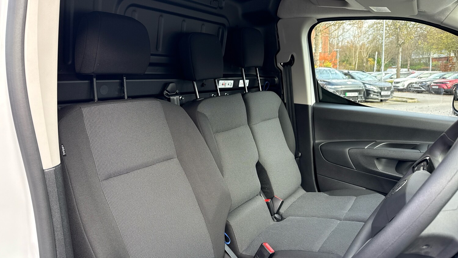 Used Citroen Berlingo 2024 for sale - 76887937: Photo 25