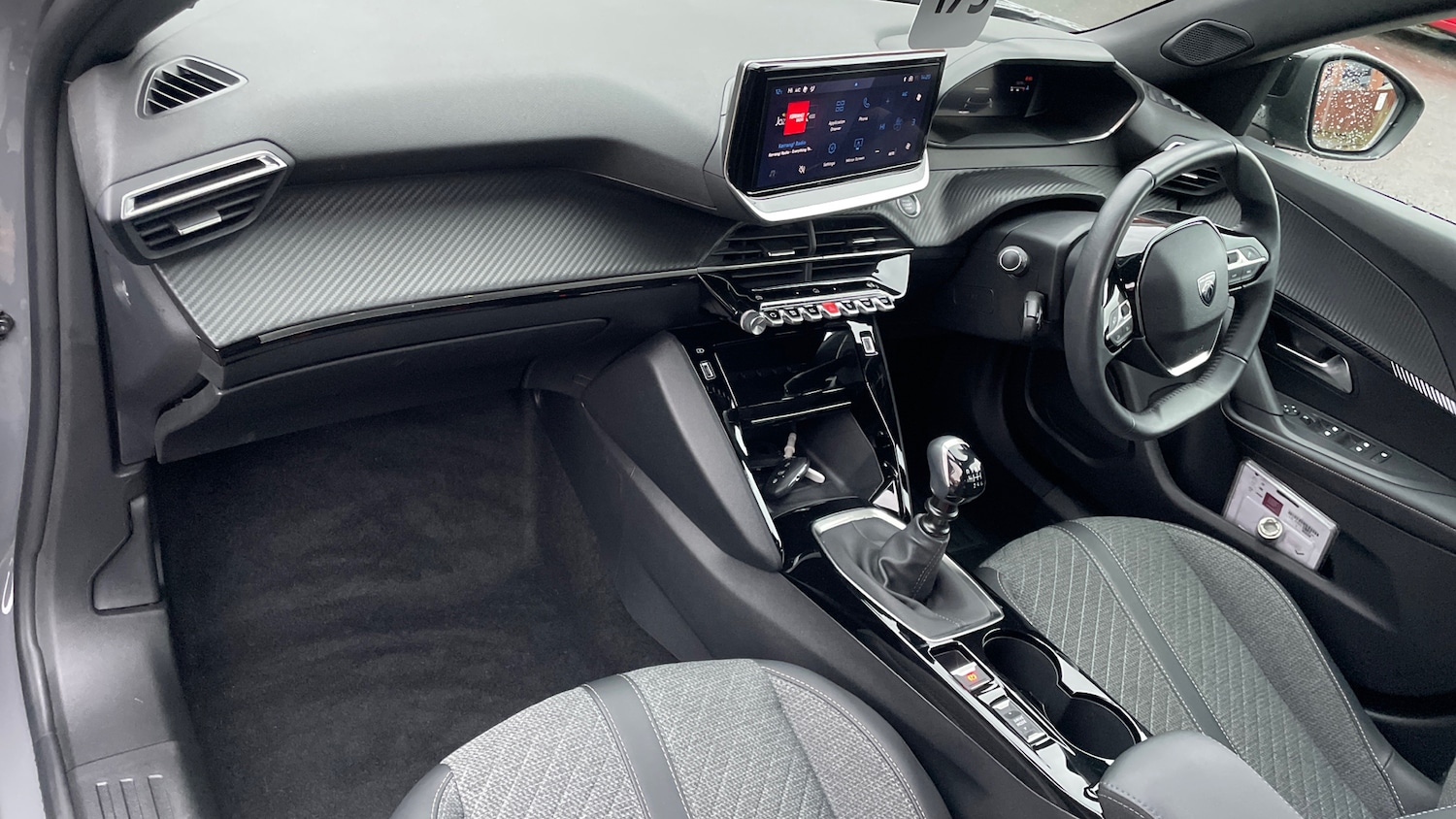 Used Peugeot 2008 2024 for sale - 76900047: Photo 12