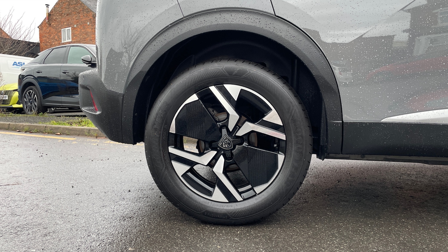 Used Peugeot 2008 2024 for sale - 76900047: Photo 16