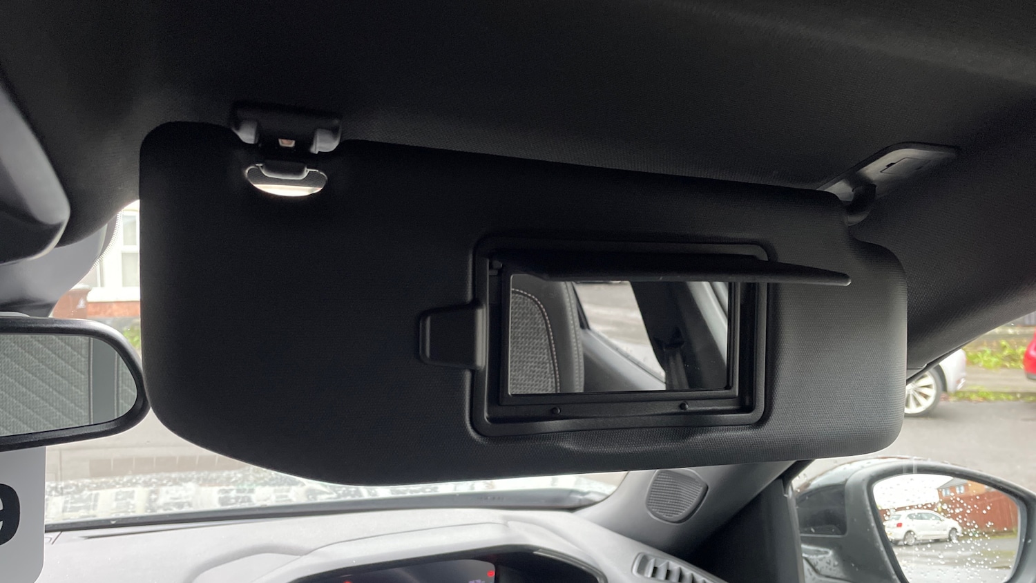 Used Peugeot 2008 2024 for sale - 76900047: Photo 38