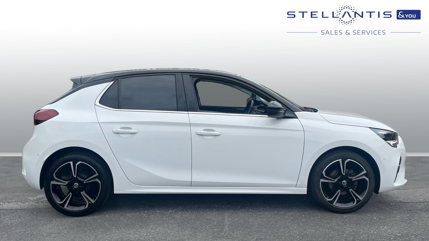 Used Vauxhall Corsa 2022 for sale - 76787599: Photo 2