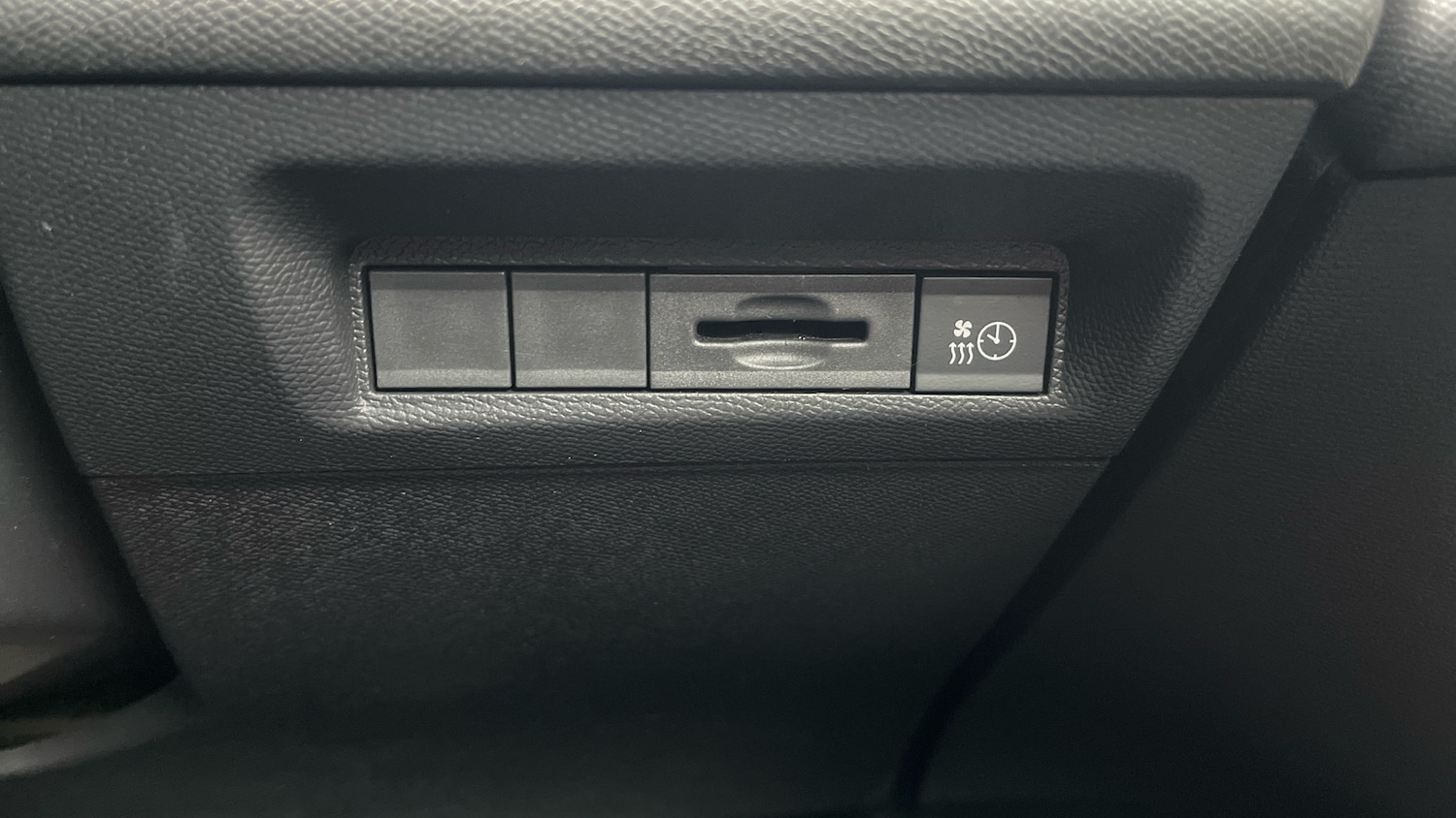 Used Peugeot 308 2024 for sale - 77613610: Photo 32