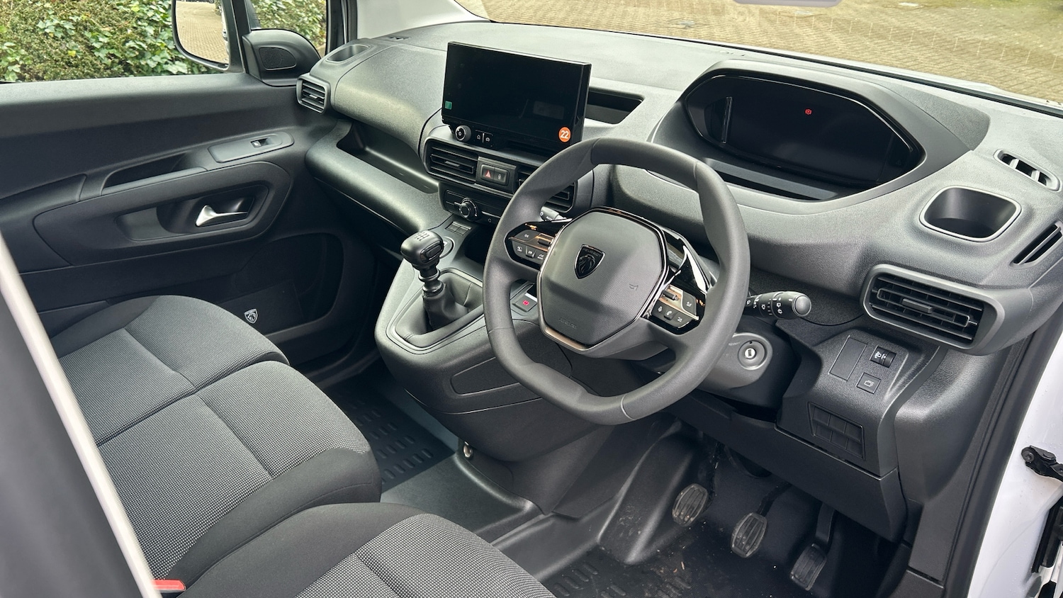 Used Peugeot Partner 2025 for sale - 77959142: Photo 11