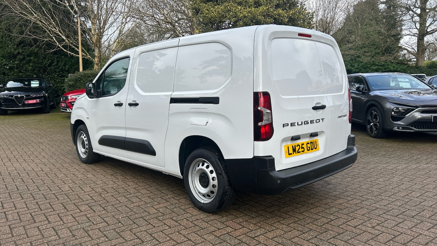 Used Peugeot Partner 2025 for sale - 77959142: Photo 5