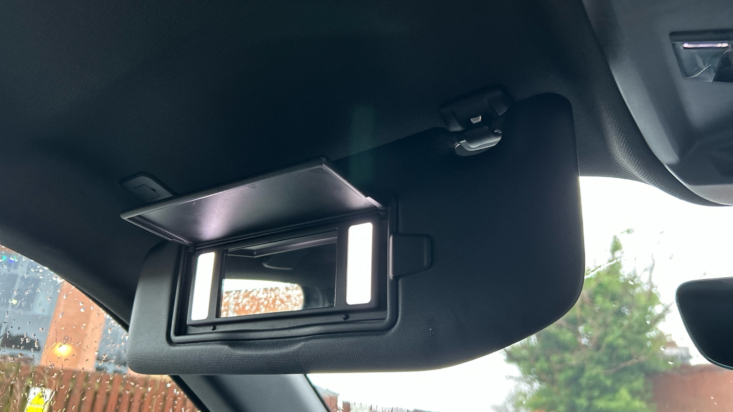 Used Peugeot 2008 2023 for sale - 77626865: Photo 37