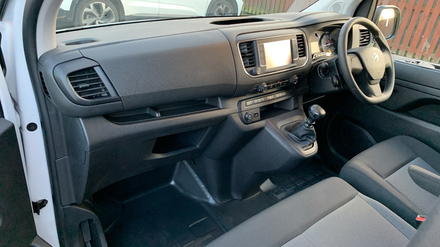 Used Citroen Dispatch 2024 for sale - 76887905: Photo 13