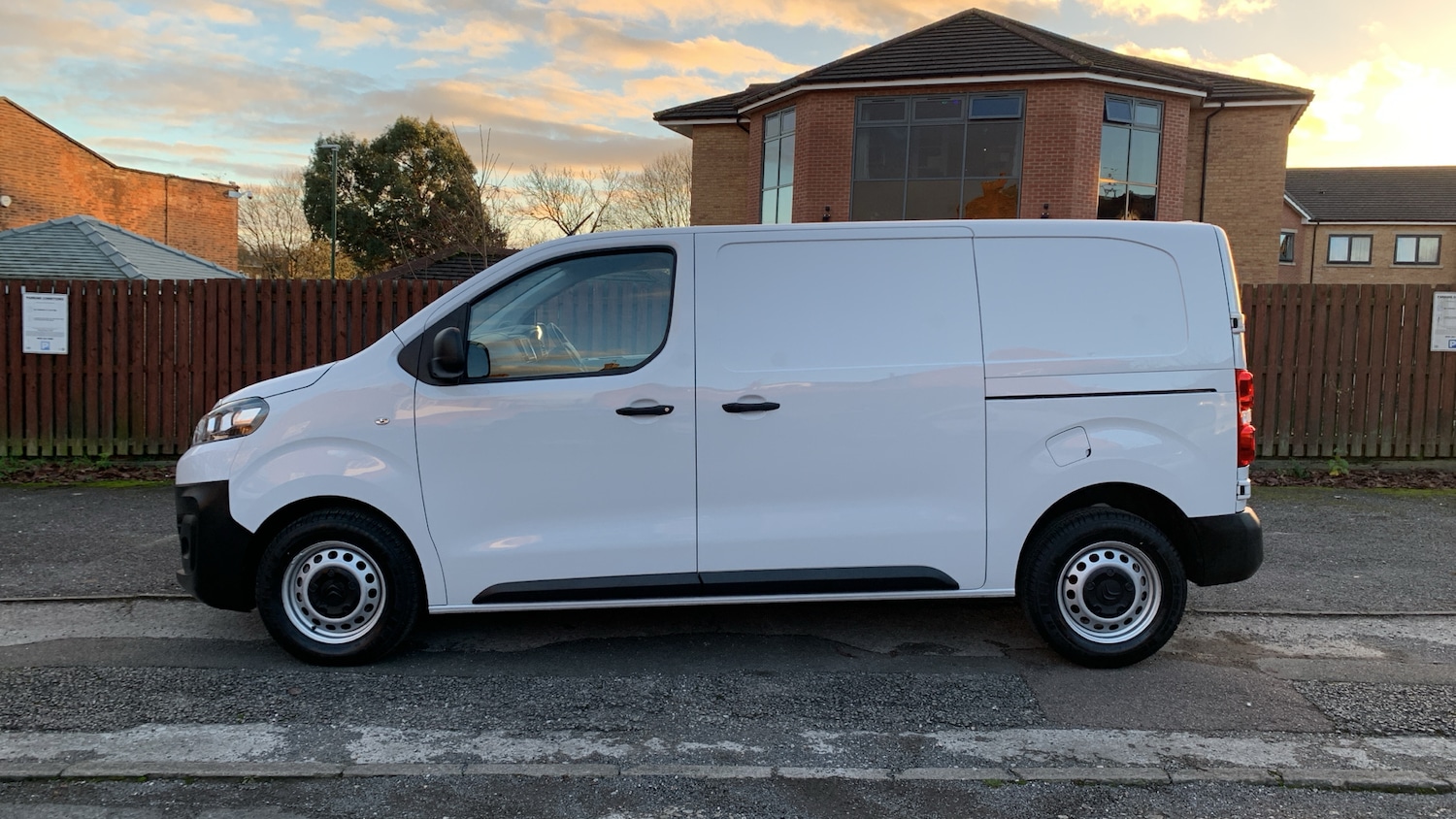 Used Citroen Dispatch 2024 for sale - 76887905: Photo 7