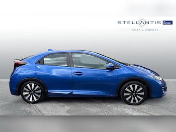 Used Honda Civic 2015 for sale - 75812029: Photo