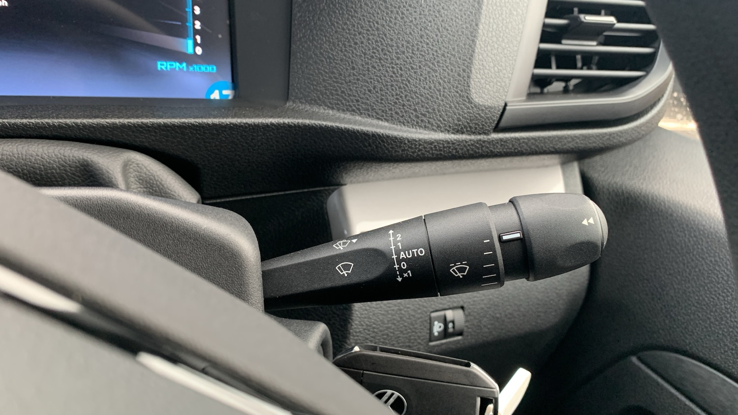 Used Citroen Dispatch 2024 for sale - 76887891: Photo 28