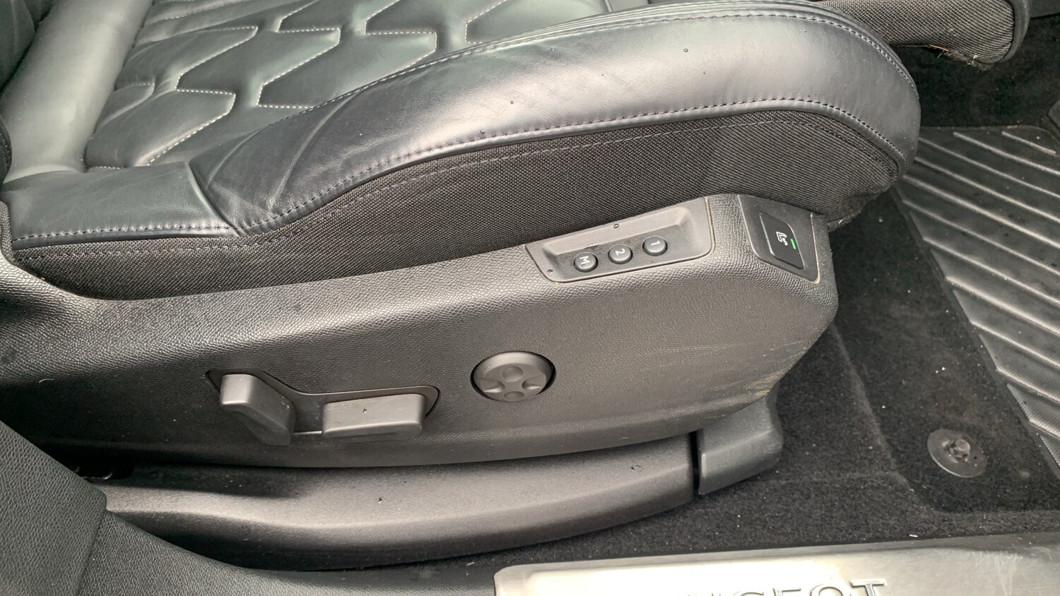 Used Peugeot 3008 2022 for sale - 77994733: Photo 35